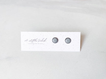 Dainty Gray Stud