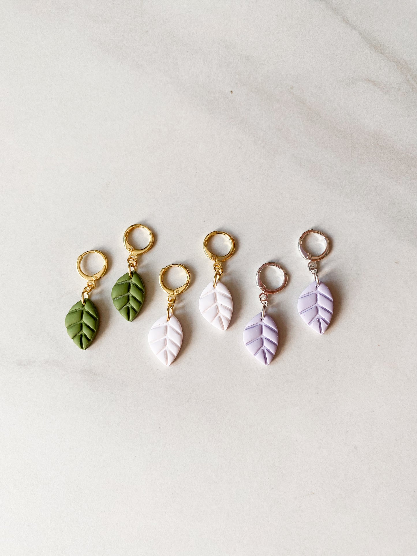 Simple Leaf Leverbacks