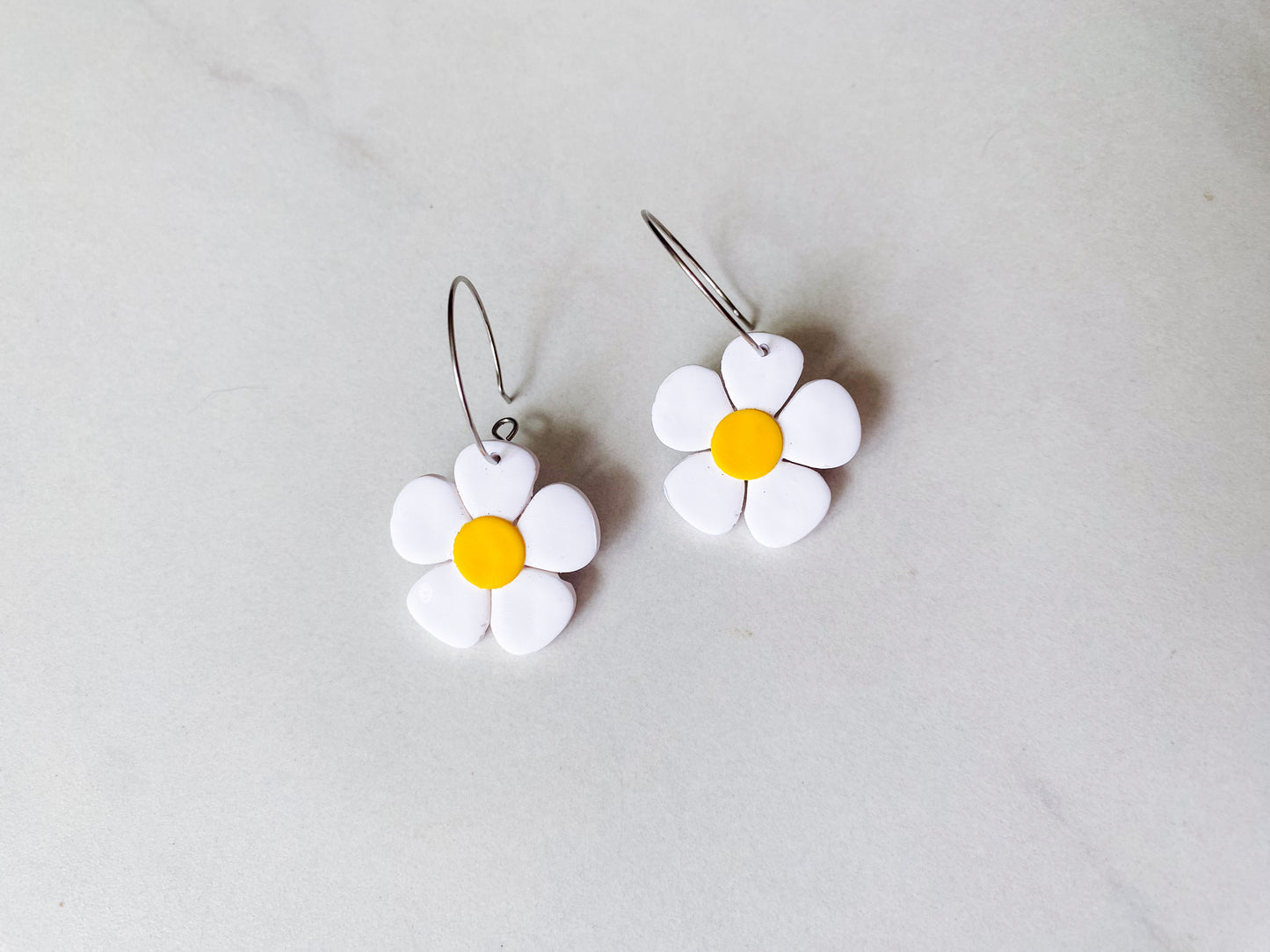Dainty Daisies